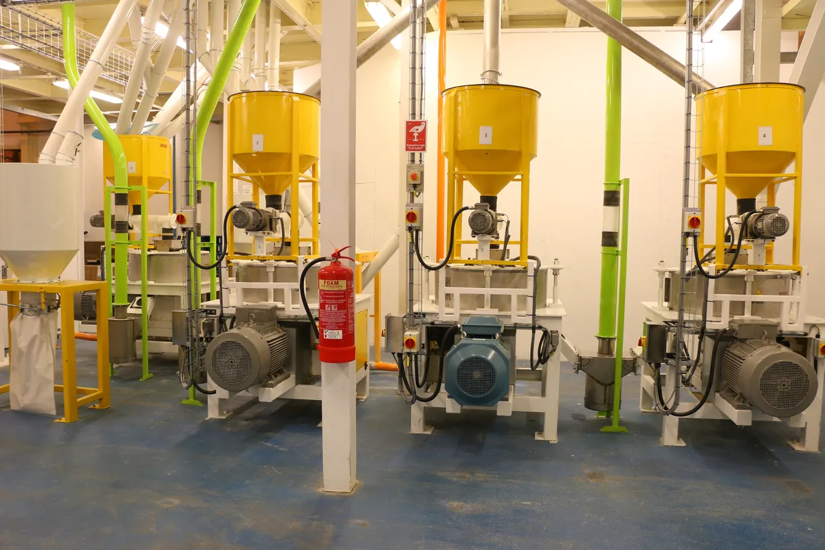 Wonder Mill Installation Background