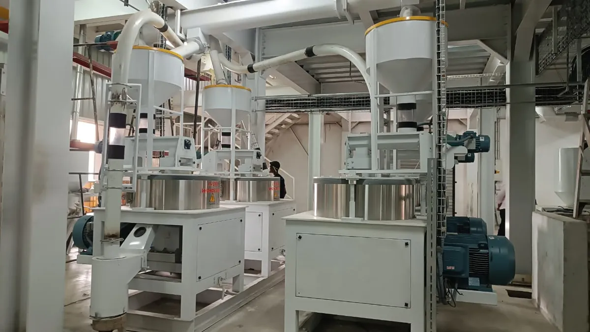 40 TPD Milling Section, 4 Wonder mills